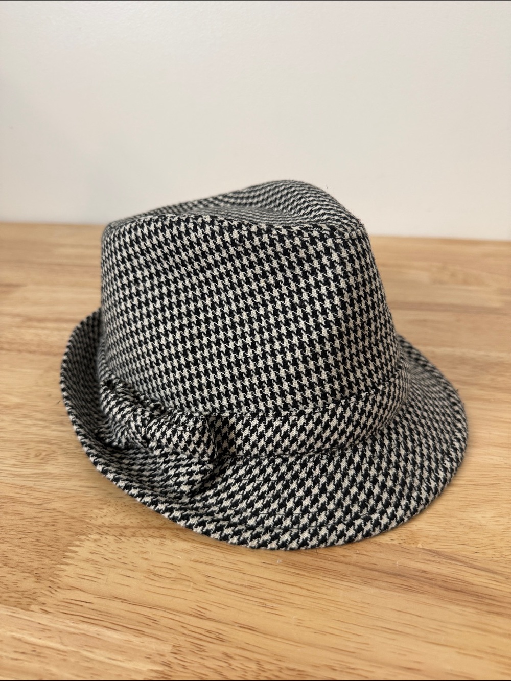 Classic Houndstooth Fedora Hat - Black & White